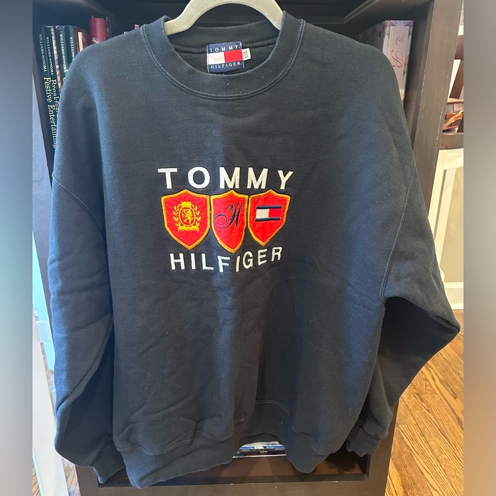 Vintage Tommy Hilfiger Embroidered Big Logo Crewneck Sweatshirt Black Men’s XXL